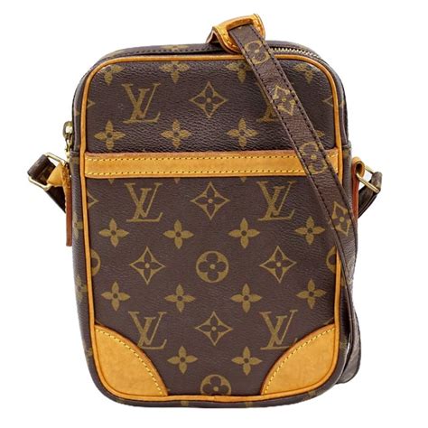 borsa a tracolla louis vuitton uomo|tracolla uomo louis vuitton.